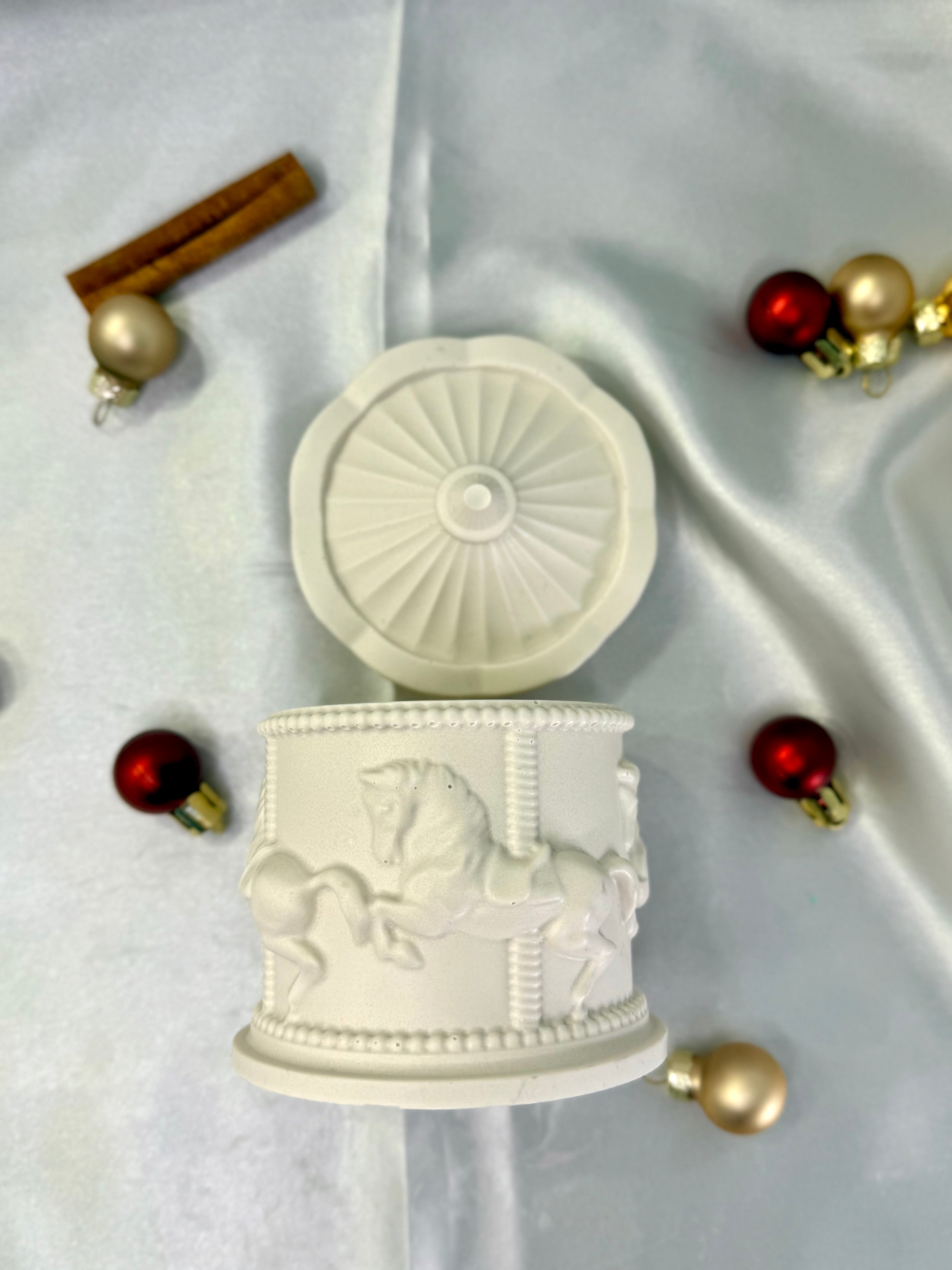 Karácsonyi körhinta tégely