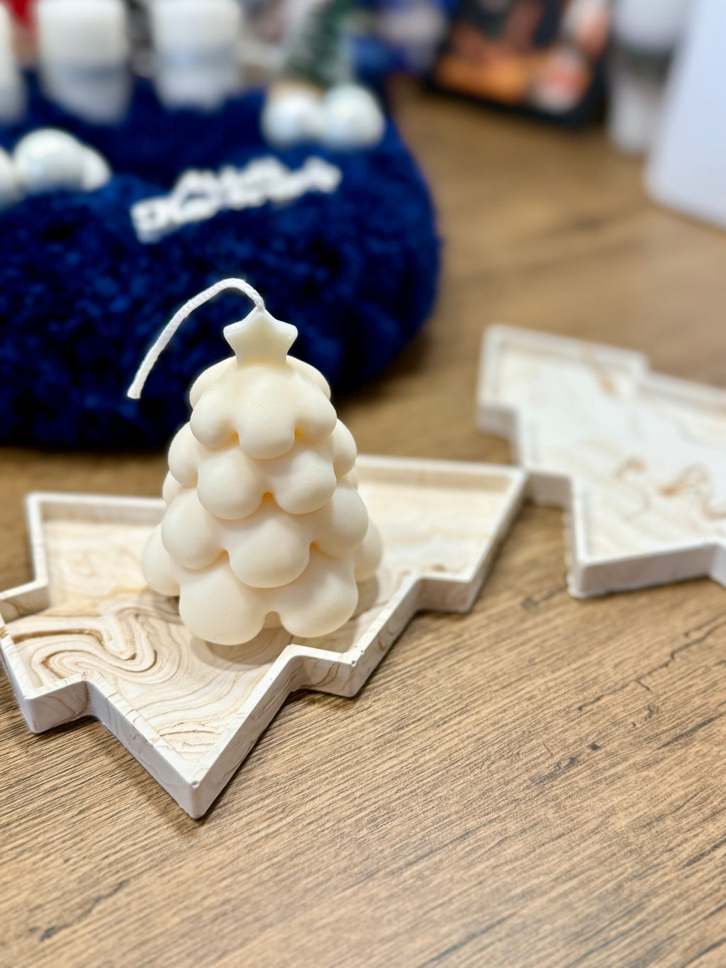 Karácsonyfa formájú tál