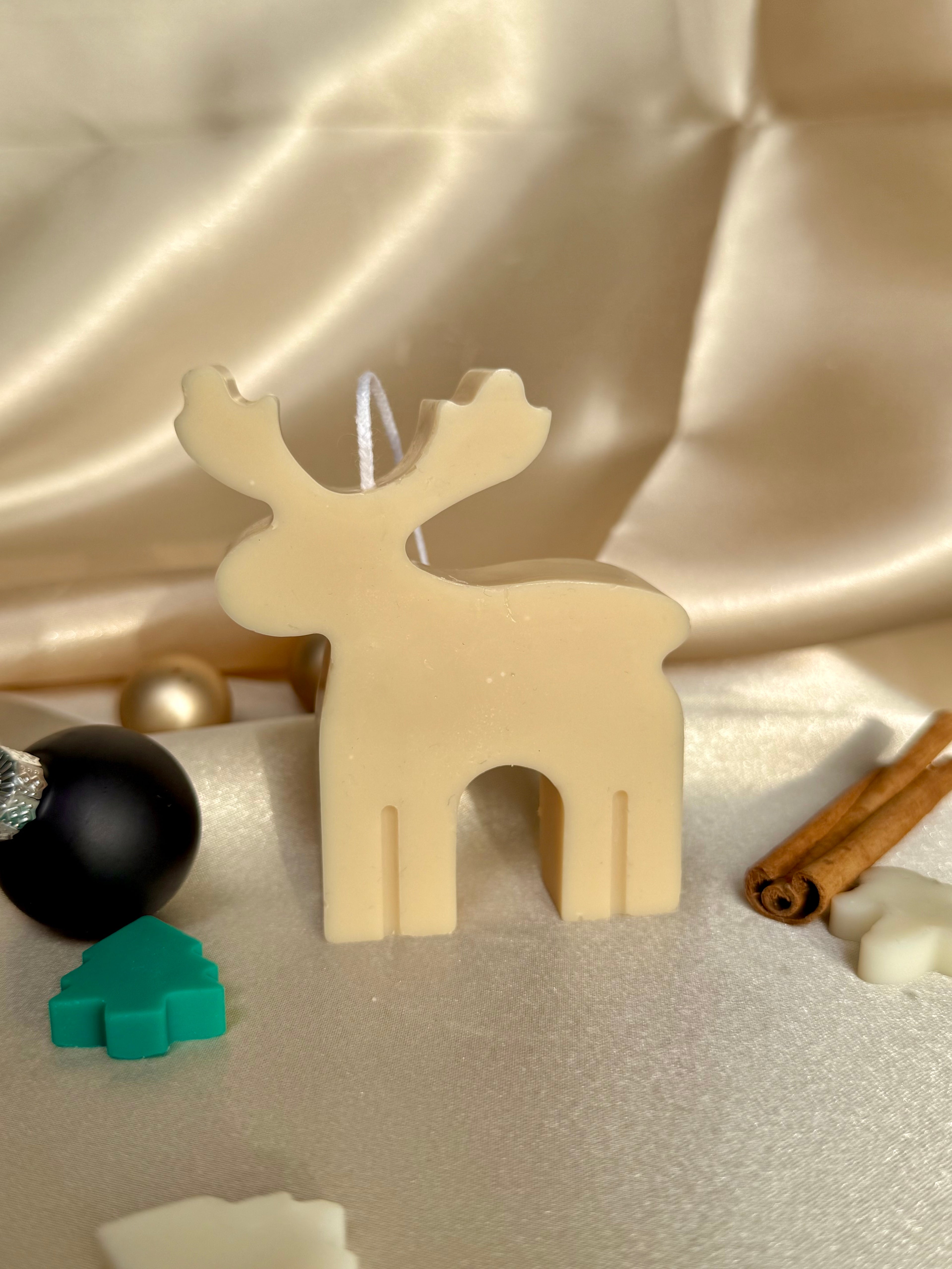 Rénszarvas Formagyertya