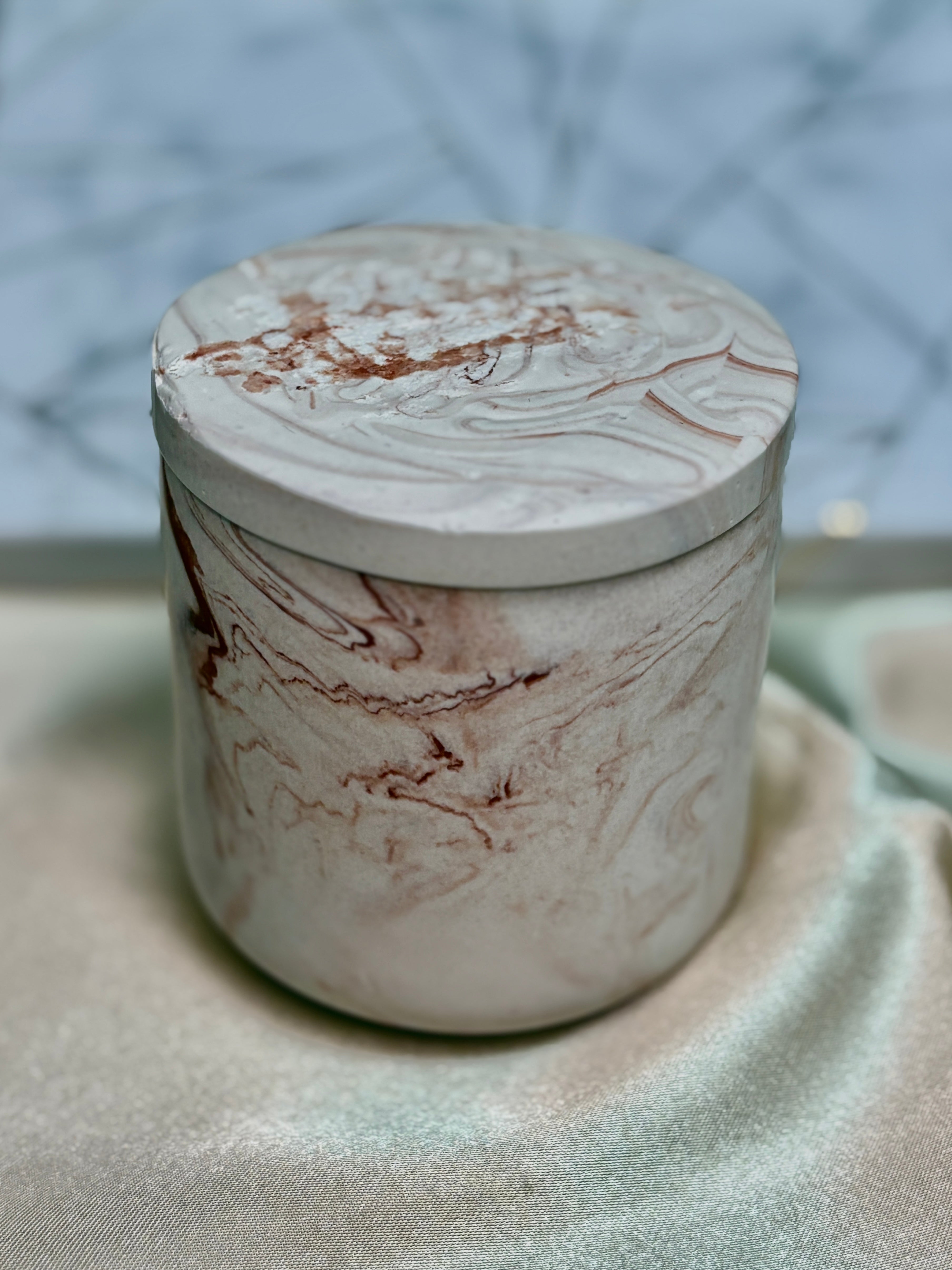 Márványhatású Kompozit Tégely