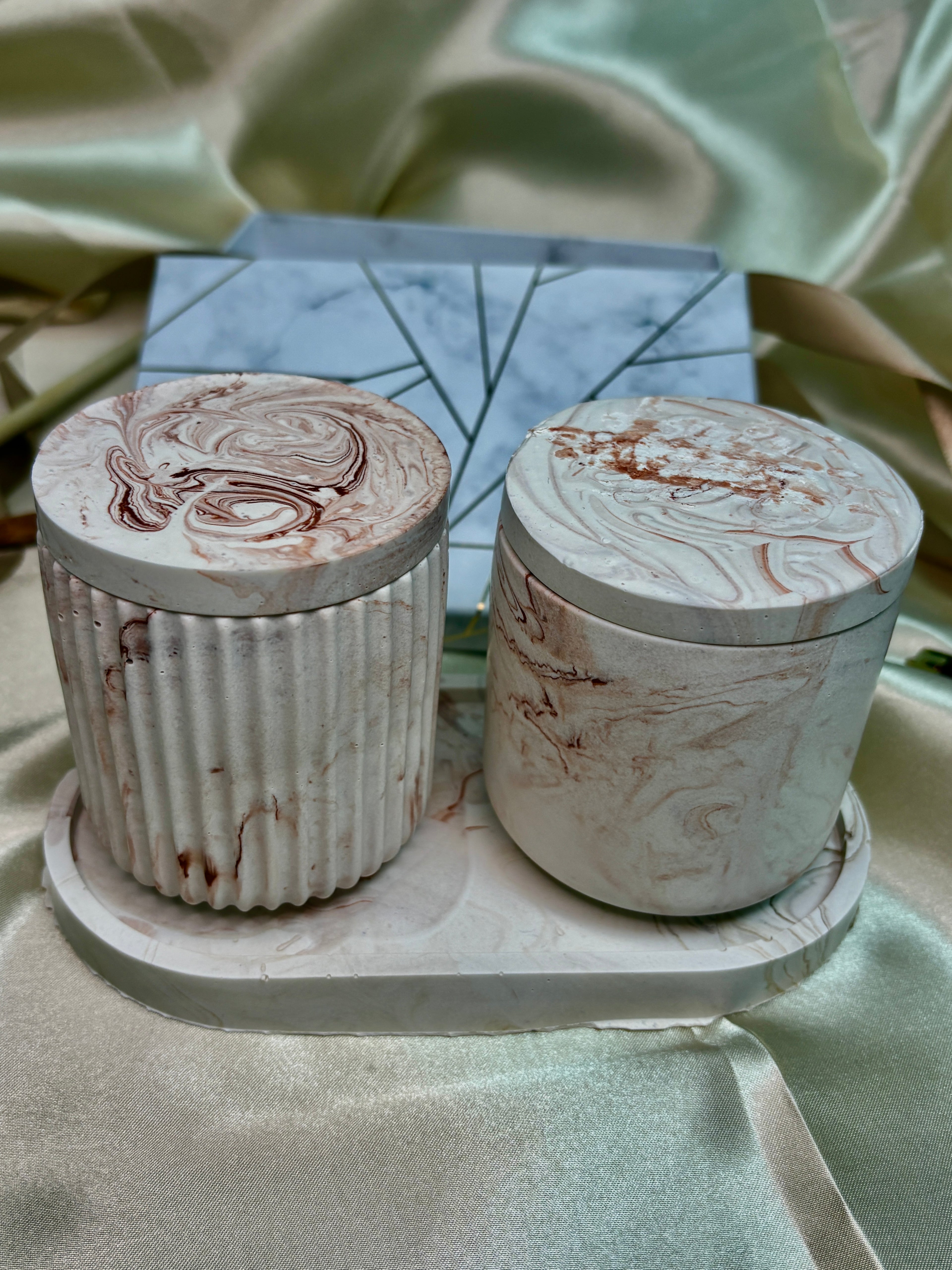 Márványhatású Kompozit Tégely